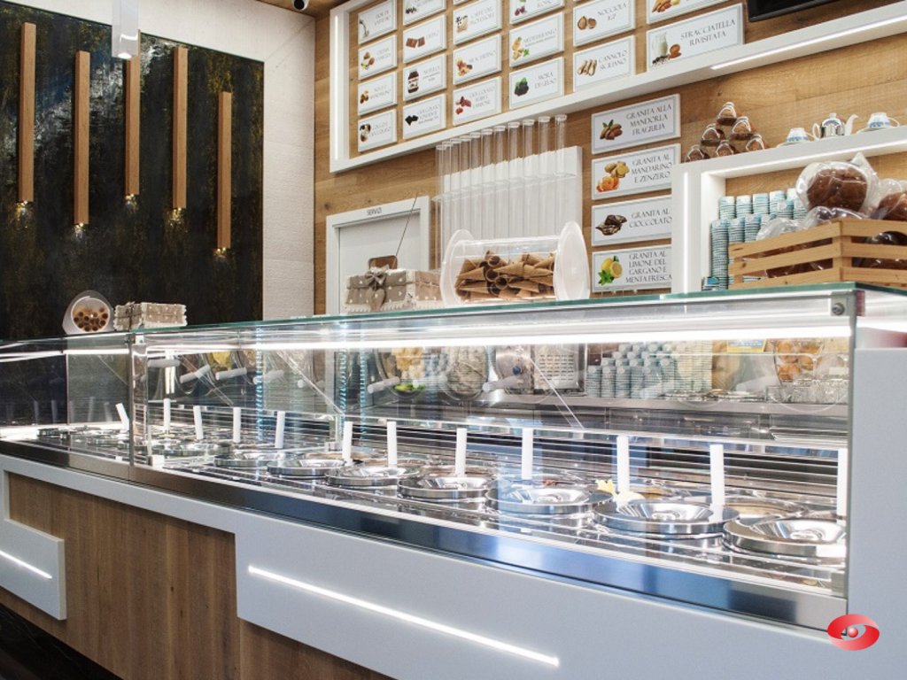 Gelateria Marea – Manfredonia: arredamento realizzato da Zingrillo.com