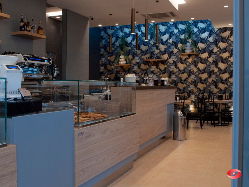 Pasticceria Delnegro – Barletta: arredamento realizzato da Zingrillo.com, foto 3 di 6