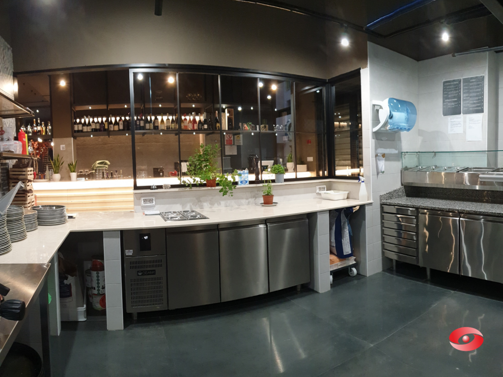 D'Angiò Food Experience – Barletta: arredamento realizzato da Zingrillo.com, foto 1 di 4